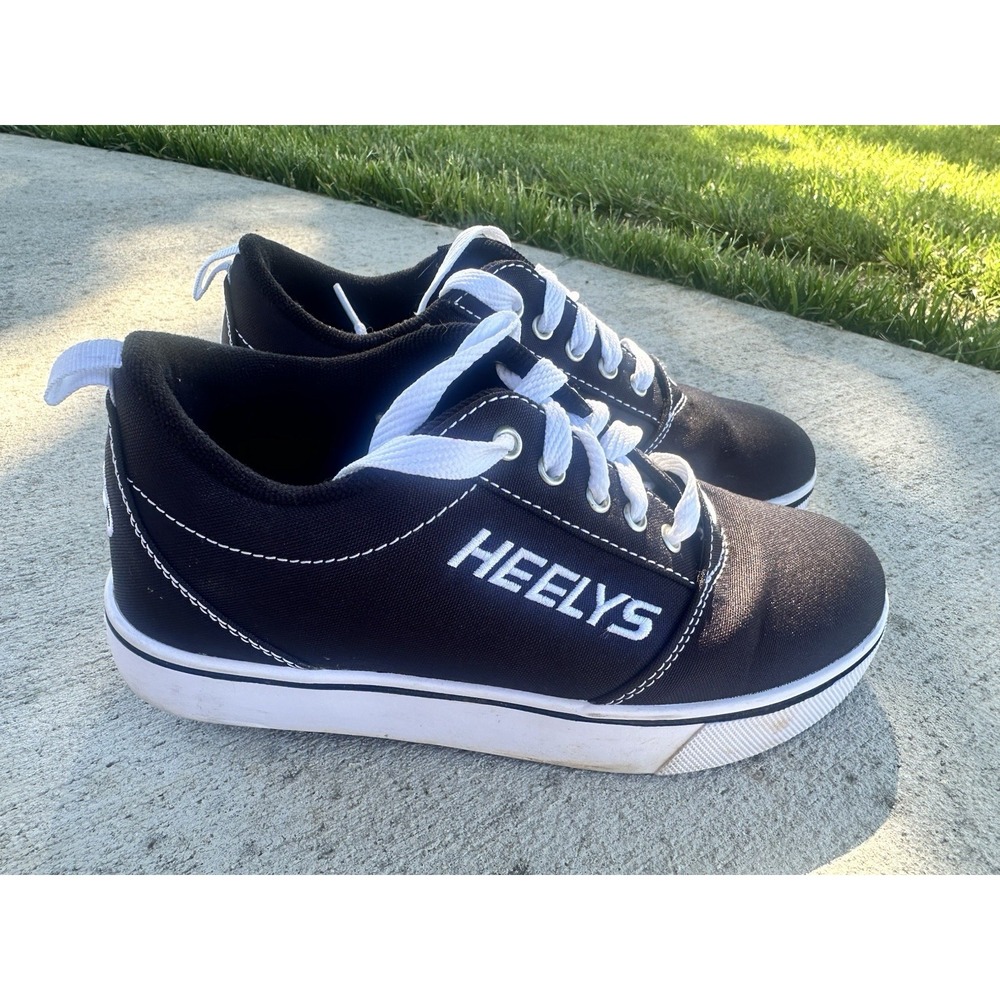 Heelys Pro 20 Skate Rolling Shoes Youth Size yth6 White/Black